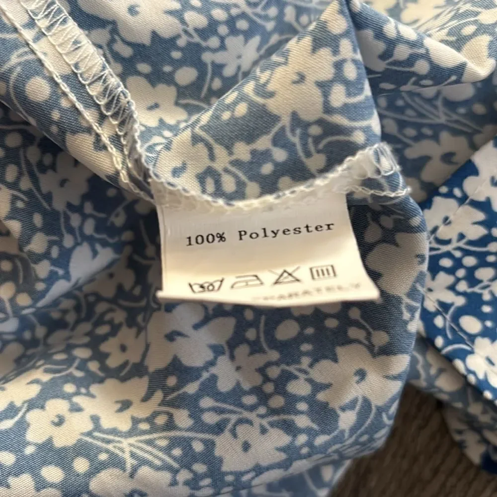Used woman’s maxi dress in good condition
